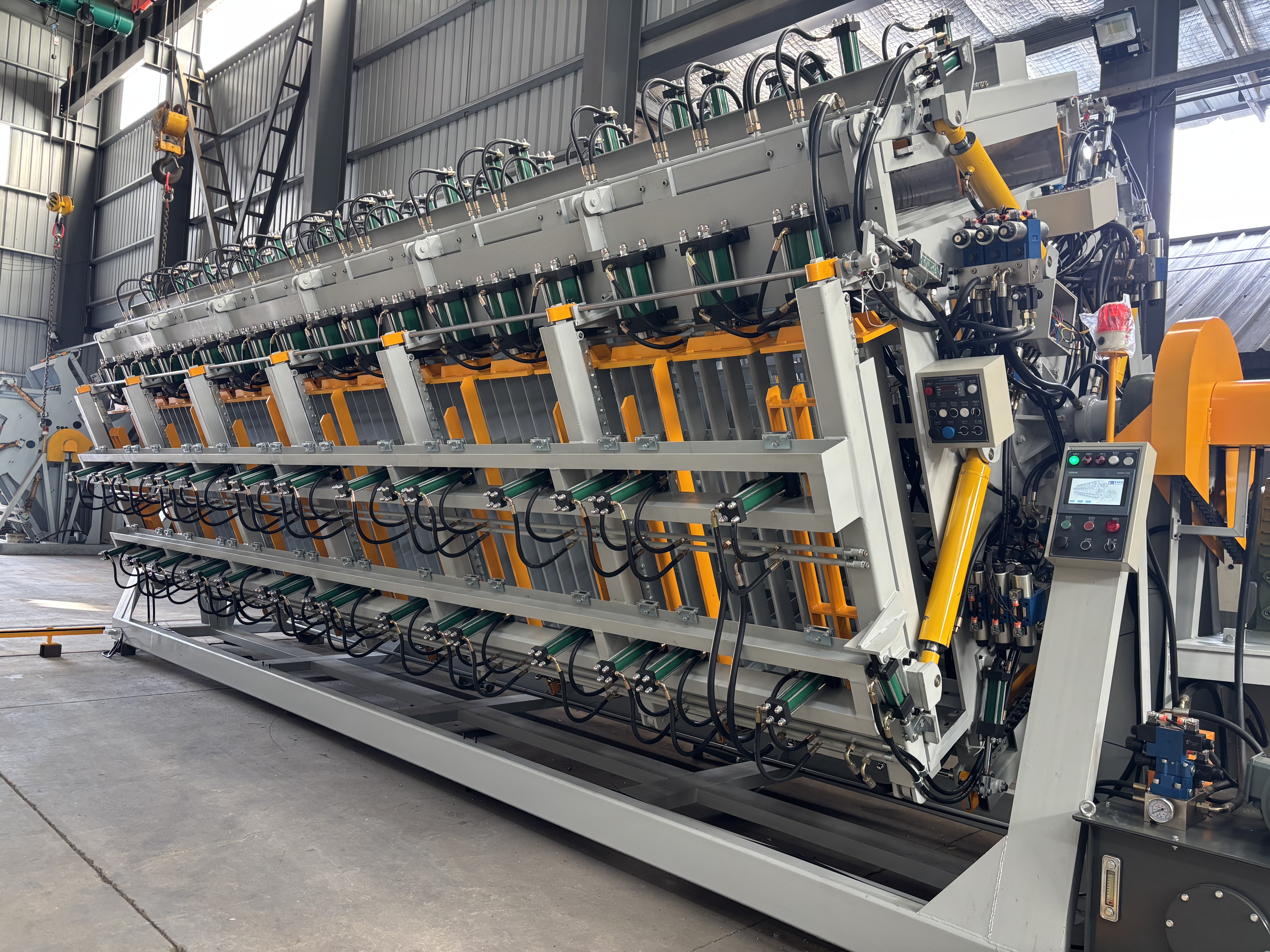 7.2米下翻拼板机_20251226152335