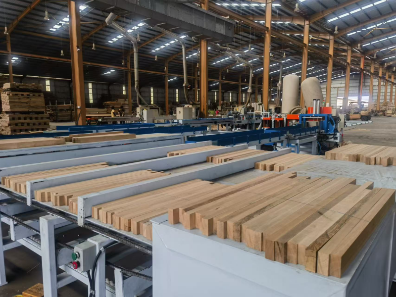 Huanghai Company's Automatic Finger Jointing Machine2